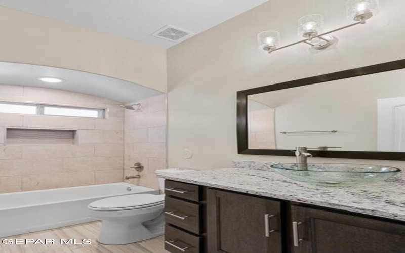 3805 Peak Place, El Paso, TX 79938, 5 Habitaciones Habitaciones , ,3 BañosBaños,Residential,En Venta,3805 Peak Place,917244