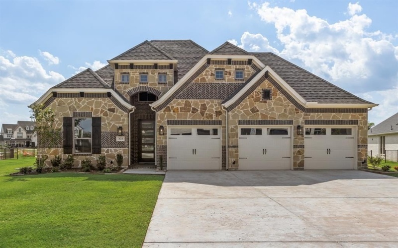 303 Big Antler Court, Heath, TX 75032, 3 Habitaciones Habitaciones , ,2 BañosBaños,Residential,En Venta,303 Big Antler Court,0,21035210