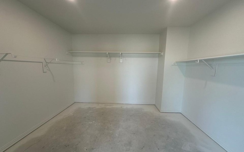 3111 White Oak Road, Oak Ridge, TX 75161, 4 Bedrooms Bedrooms, ,2 BathroomsBathrooms,Residential,For Sale,3111 White Oak Road,0,21035249
