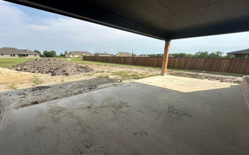 3111 White Oak Road, Oak Ridge, TX 75161, 4 Bedrooms Bedrooms, ,2 BathroomsBathrooms,Residential,For Sale,3111 White Oak Road,0,21035249
