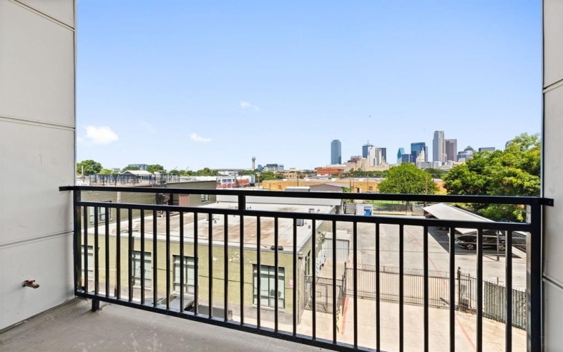 1900 S Ervay Street #408, Dallas, TX 75215, 2 Habitaciones Habitaciones , ,2 BañosBaños,Residential,En Venta,1900 S Ervay Street,0,21035253