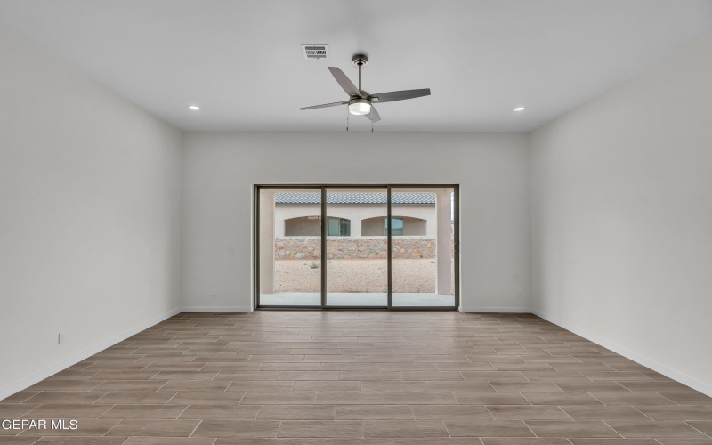 51013 Desert Calico Avenue, El Paso, TX 79934, 4 Habitaciones Habitaciones , ,1 BañoBaños,Residential,En Venta,51013 Desert Calico Avenue,915940