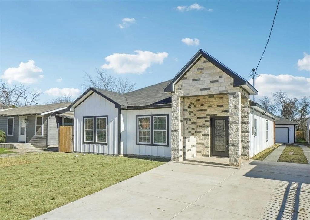 3853 Stallcup Road, Fort Worth, TX 76119, 4 Bedrooms Bedrooms, ,2 BathroomsBathrooms,Residential,For Sale,3853 Stallcup Road,0,21035652