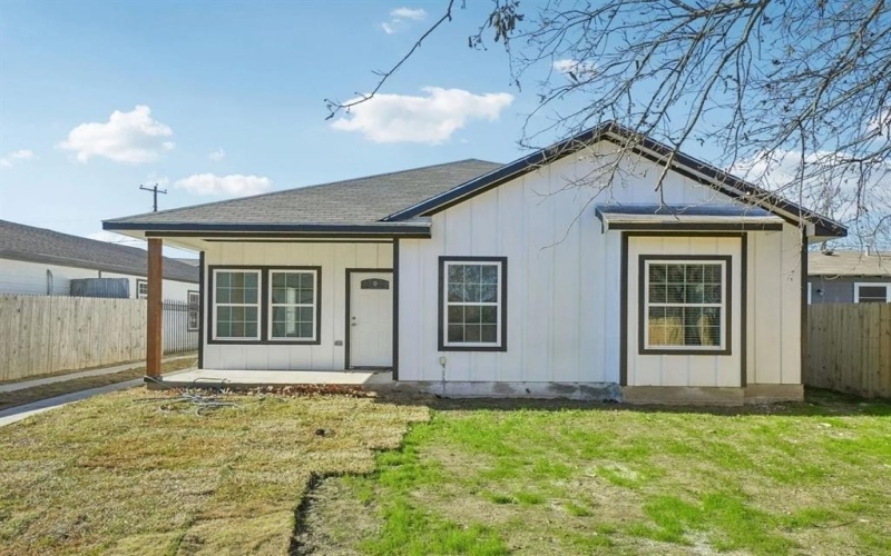 3853 Stallcup Road, Fort Worth, TX 76119, 4 Bedrooms Bedrooms, ,2 BathroomsBathrooms,Residential,For Sale,3853 Stallcup Road,0,21035652