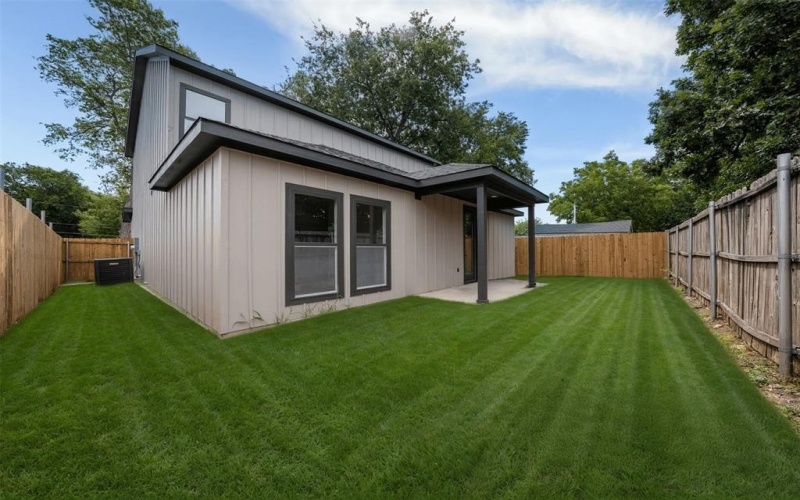 2433 Grant Street, Grand Prairie, TX 75051, 4 Habitaciones Habitaciones , ,3 BañosBaños,Residential,En Venta,2433 Grant Street,0,21032206