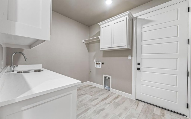 3713 Tremont Lane, Granbury, TX 76049, 4 Bedrooms Bedrooms, ,3 BathroomsBathrooms,Residential,For Sale,3713 Tremont Lane,0,21034833