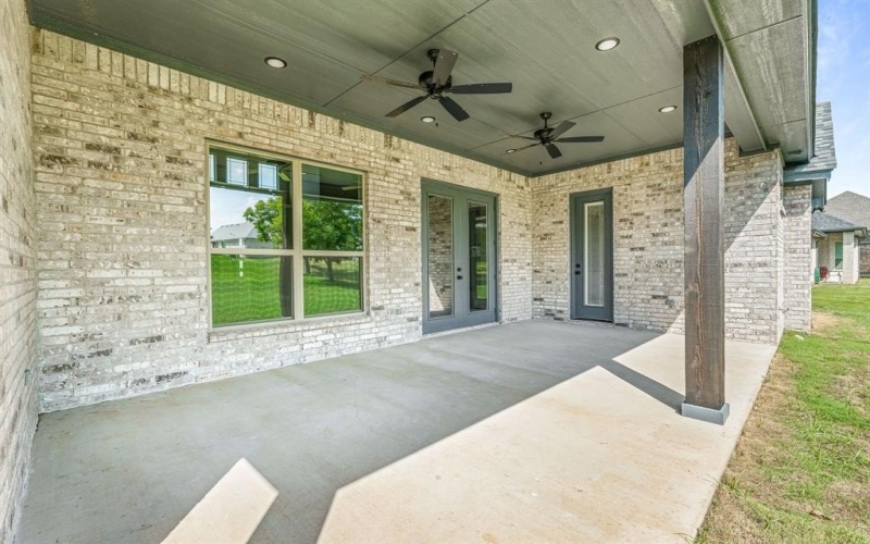 3713 Tremont Lane, Granbury, TX 76049, 4 Bedrooms Bedrooms, ,3 BathroomsBathrooms,Residential,For Sale,3713 Tremont Lane,0,21034833