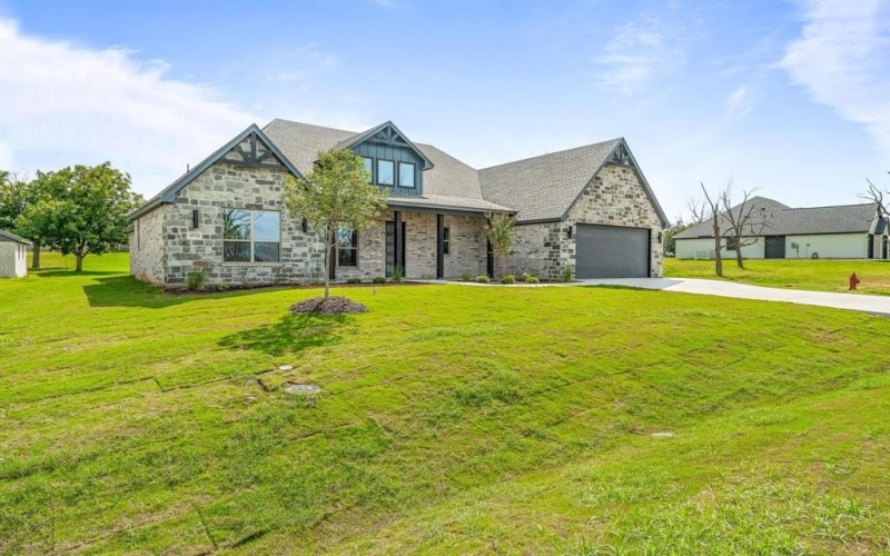 3713 Tremont Lane, Granbury, TX 76049, 4 Bedrooms Bedrooms, ,3 BathroomsBathrooms,Residential,For Sale,3713 Tremont Lane,0,21034833