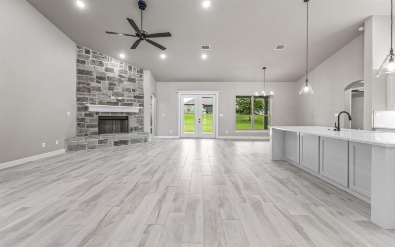 3713 Tremont Lane, Granbury, TX 76049, 4 Bedrooms Bedrooms, ,3 BathroomsBathrooms,Residential,For Sale,3713 Tremont Lane,0,21034833