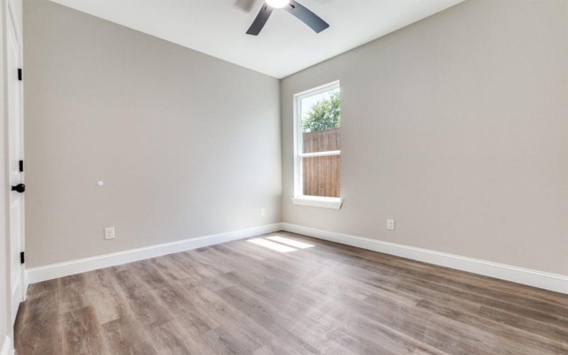 2818 Southland, Dallas, TX 75215, 4 Bedrooms Bedrooms, ,3 BathroomsBathrooms,Residential,For Sale,2818 Southland,0,21034926