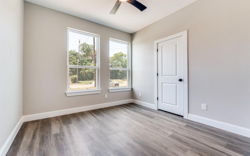 2818 Southland, Dallas, TX 75215, 4 Bedrooms Bedrooms, ,3 BathroomsBathrooms,Residential,For Sale,2818 Southland,0,21034926