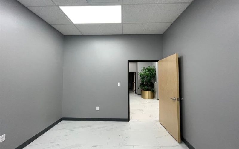 2505 S Great Southwest Parkway, Grand Prairie, TX 75052, ,Otro,En Venta,2505 S Great Southwest Parkway,0,21034936
