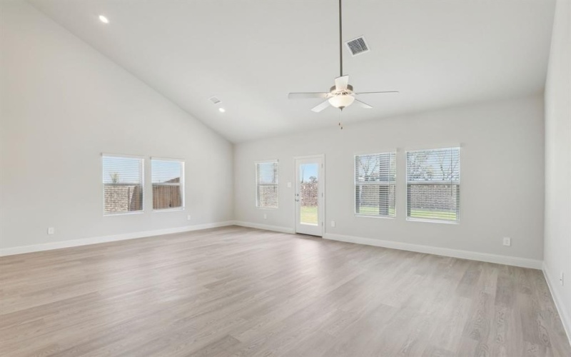 2206 Windy Trail, Princeton, TX 75407, 5 Habitaciones Habitaciones , ,3 BañosBaños,Residential,En Venta,2206 Windy Trail,0,21034937