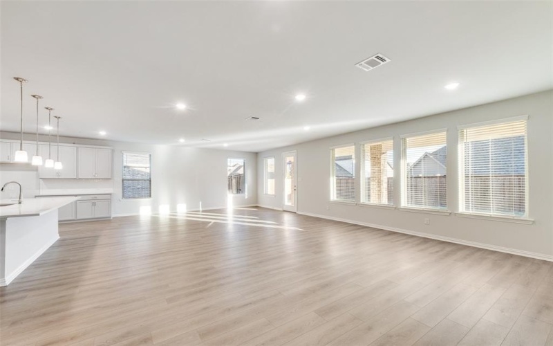 5816 Halton Drive, Celina, TX 76227, 4 Habitaciones Habitaciones , ,3 BañosBaños,Residential,En Venta,5816 Halton Drive,0,21034947