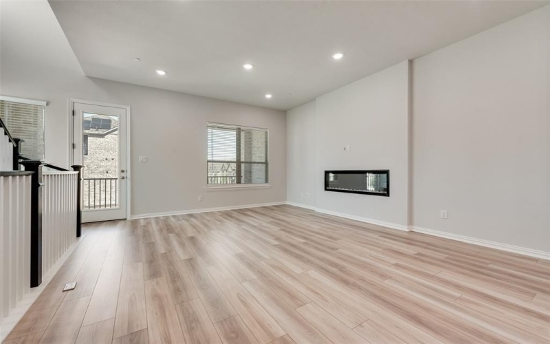 8055 Challenger Lane, Frisco, TX 75034, 3 Bedrooms Bedrooms, ,3 BathroomsBathrooms,Residential,For Sale,8055 Challenger Lane,0,21034956