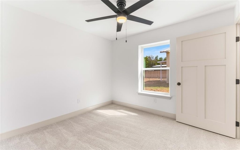 1107 E Navarro Avenue, Mart, TX 76664, 3 Habitaciones Habitaciones , ,2 BañosBaños,Residential,En Venta,1107 E Navarro Avenue,0,21035910
