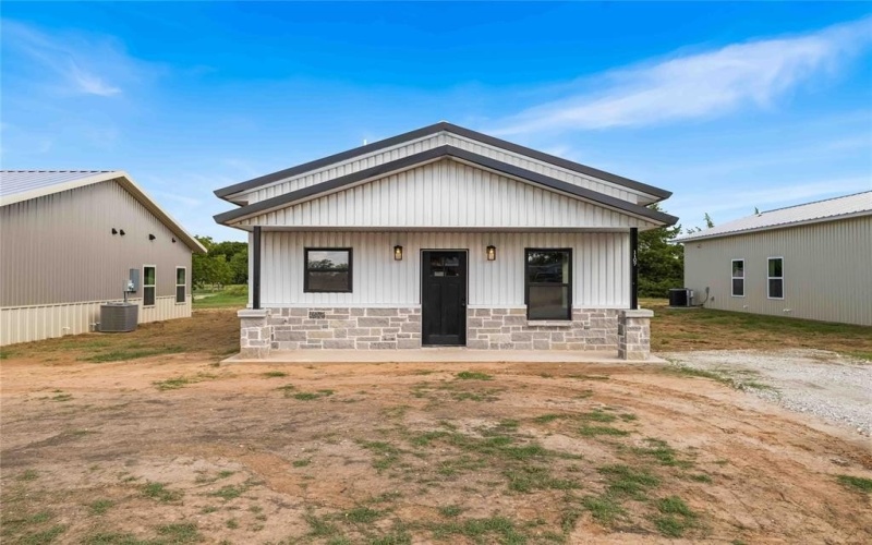 1107 E Navarro Avenue, Mart, TX 76664, 3 Habitaciones Habitaciones , ,2 BañosBaños,Residential,En Venta,1107 E Navarro Avenue,0,21035910