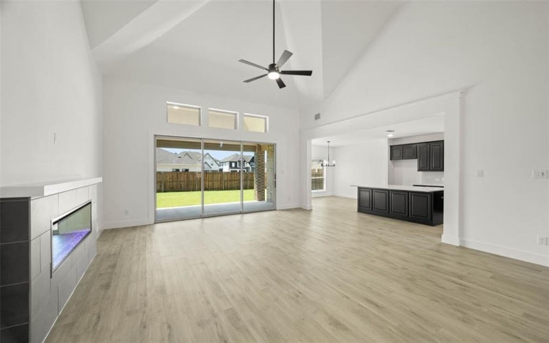 210 Tradd Street, Glenn Heights, TX 75154, 5 Habitaciones Habitaciones , ,5 BañosBaños,Residential,En Venta,210 Tradd Street,0,21035926