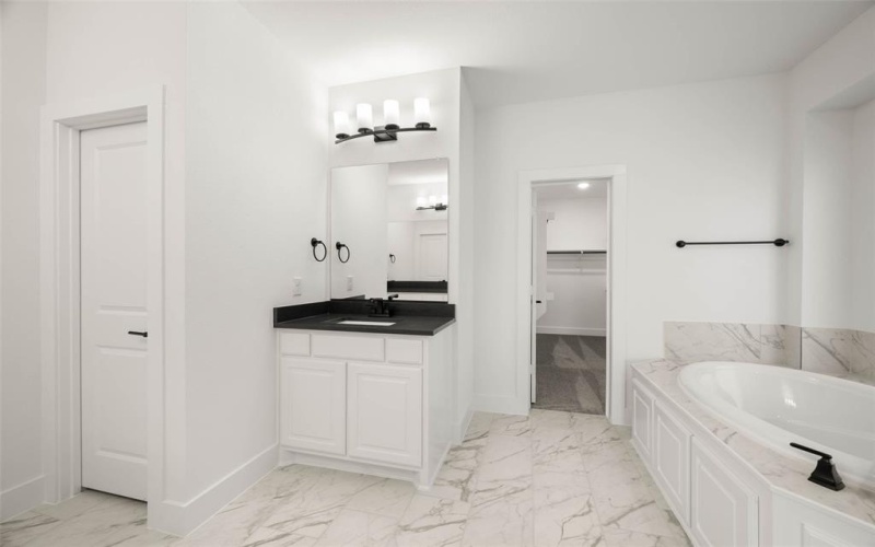 210 Tradd Street, Glenn Heights, TX 75154, 5 Habitaciones Habitaciones , ,5 BañosBaños,Residential,En Venta,210 Tradd Street,0,21035926