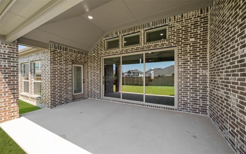 210 Tradd Street, Glenn Heights, TX 75154, 5 Habitaciones Habitaciones , ,5 BañosBaños,Residential,En Venta,210 Tradd Street,0,21035926