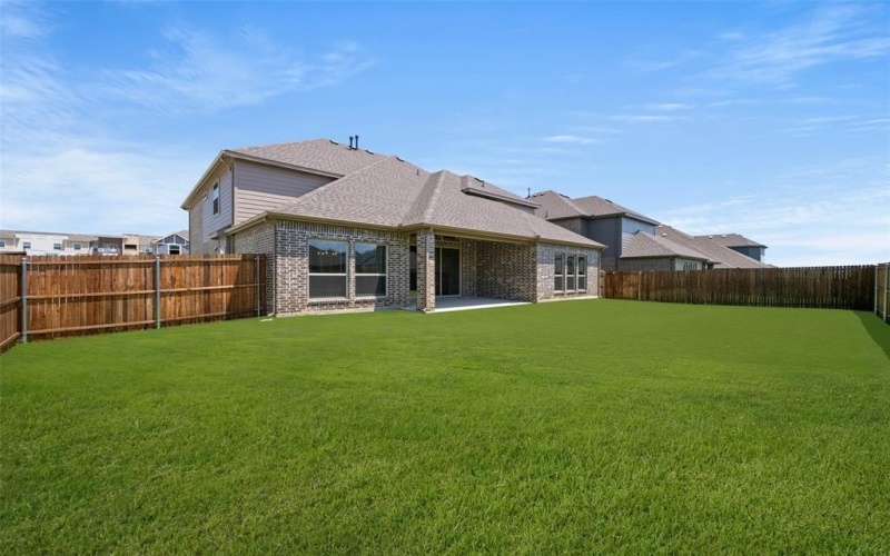 210 Tradd Street, Glenn Heights, TX 75154, 5 Habitaciones Habitaciones , ,5 BañosBaños,Residential,En Venta,210 Tradd Street,0,21035926