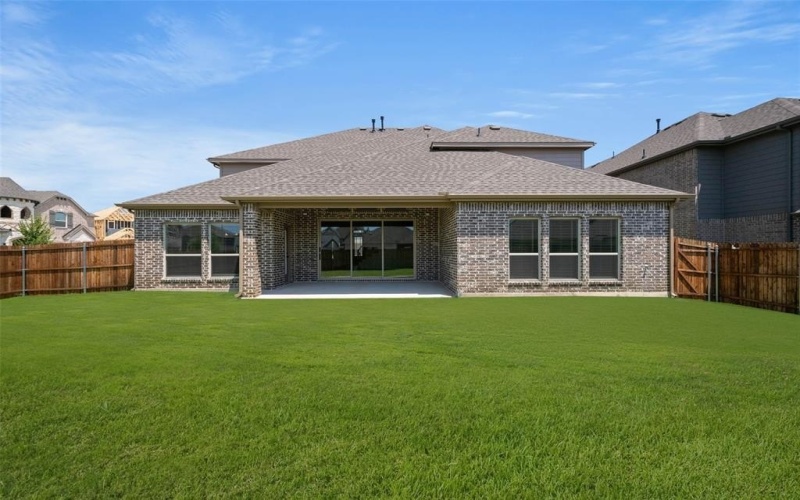 210 Tradd Street, Glenn Heights, TX 75154, 5 Habitaciones Habitaciones , ,5 BañosBaños,Residential,En Venta,210 Tradd Street,0,21035926