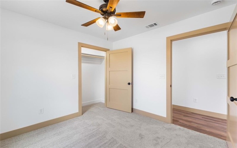 1105 E Navarro Avenue, Mart, TX 76664, 3 Bedrooms Bedrooms, ,2 BathroomsBathrooms,Residential,For Sale,1105 E Navarro Avenue,0,21035975