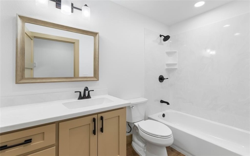 1105 E Navarro Avenue, Mart, TX 76664, 3 Bedrooms Bedrooms, ,2 BathroomsBathrooms,Residential,For Sale,1105 E Navarro Avenue,0,21035975