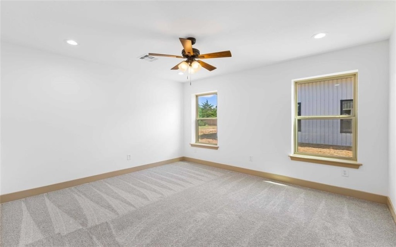 1105 E Navarro Avenue, Mart, TX 76664, 3 Bedrooms Bedrooms, ,2 BathroomsBathrooms,Residential,For Sale,1105 E Navarro Avenue,0,21035975