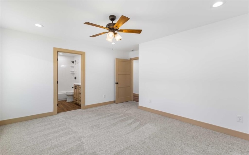 1105 E Navarro Avenue, Mart, TX 76664, 3 Bedrooms Bedrooms, ,2 BathroomsBathrooms,Residential,For Sale,1105 E Navarro Avenue,0,21035975