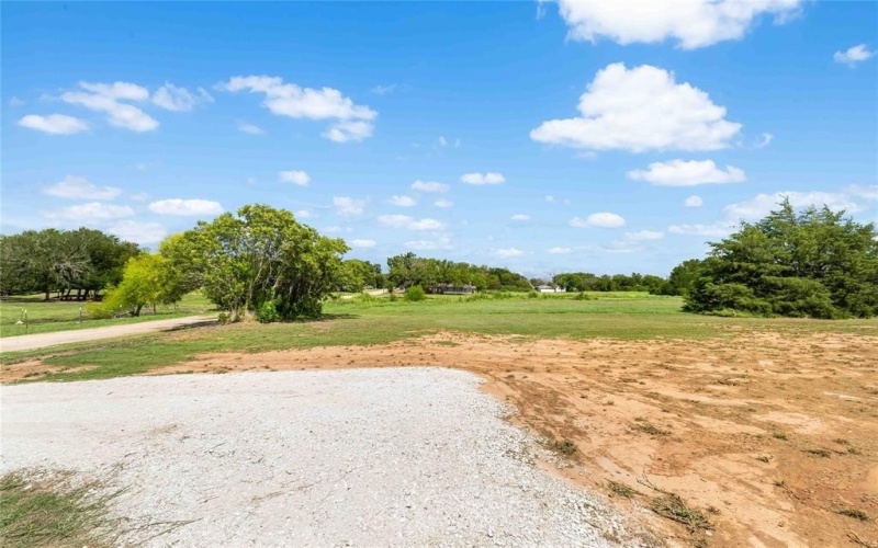 1105 E Navarro Avenue, Mart, TX 76664, 3 Bedrooms Bedrooms, ,2 BathroomsBathrooms,Residential,For Sale,1105 E Navarro Avenue,0,21035975
