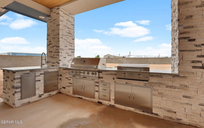15031 Arkmonk Avenue, El Paso, TX 79928, 4 Bedrooms Bedrooms, ,1 BathroomBathrooms,Residential,For Sale,15031 Arkmonk Avenue,0,925717