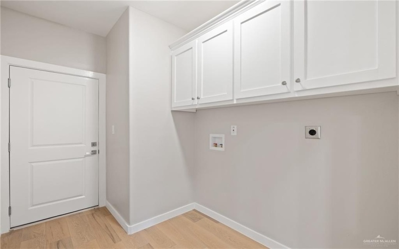 3013 S Gardenia Street, Pharr, TX 78577, 3 Habitaciones Habitaciones , ,2 BañosBaños,Residential,En Venta,3013 S Gardenia Street,0,476565