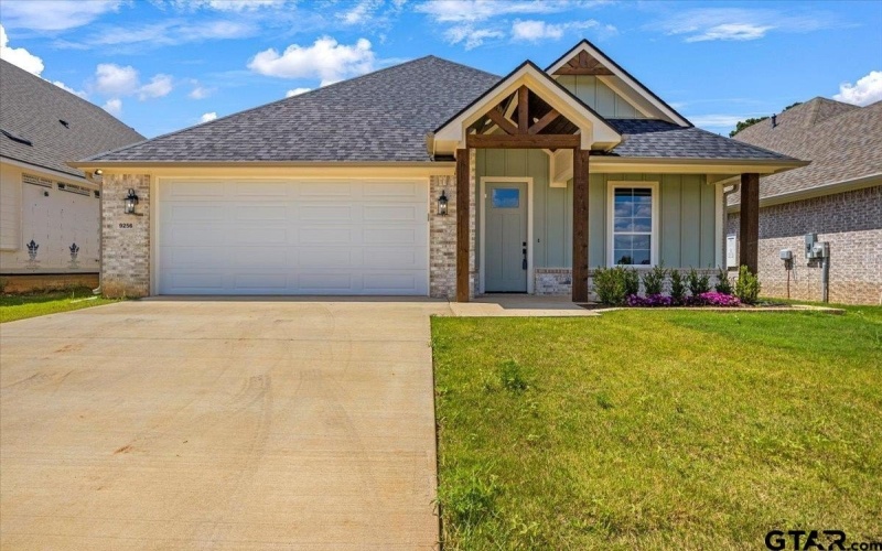 9256 Villas Ct, Tyler, TX 75703, 4 Habitaciones Habitaciones , ,2 BañosBaños,Residential,En Venta,9256 Villas Ct,0,25012554