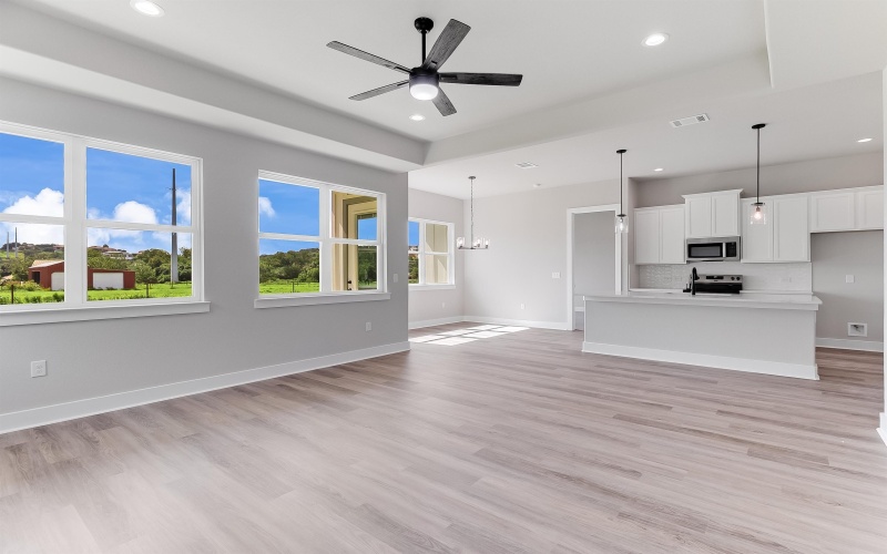 1255 Pecan Valley Drive, Marble Falls, TX 78654, 3 Habitaciones Habitaciones , ,2 BañosBaños,Residential,En Venta,1255 Pecan Valley Drive,0,174781