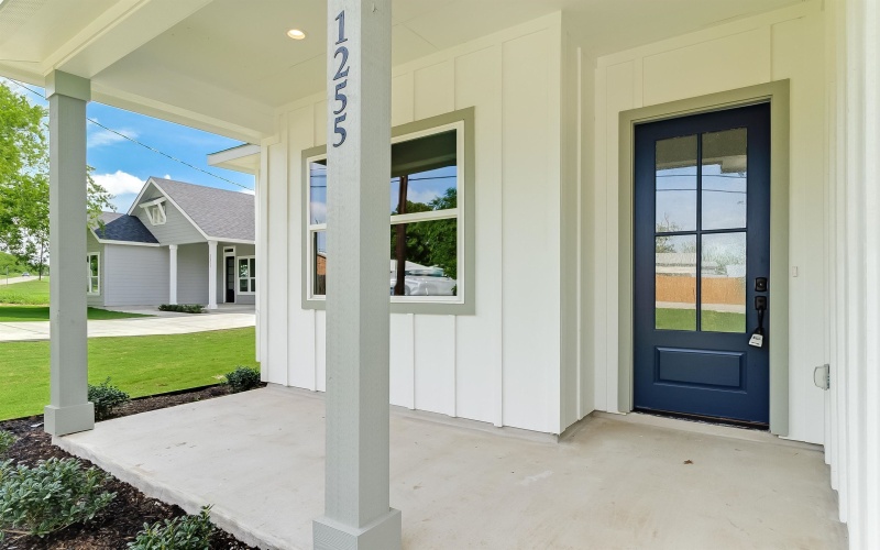 1255 Pecan Valley Drive, Marble Falls, TX 78654, 3 Habitaciones Habitaciones , ,2 BañosBaños,Residential,En Venta,1255 Pecan Valley Drive,0,174781