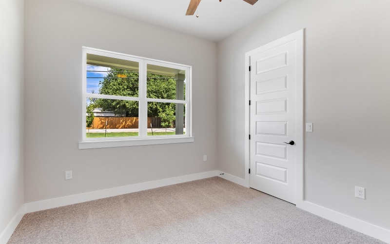 1255 Pecan Valley Drive, Marble Falls, TX 78654, 3 Habitaciones Habitaciones , ,2 BañosBaños,Residential,En Venta,1255 Pecan Valley Drive,0,174781