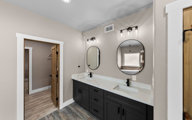 502 Sumack Dr W, Kerrville, TX 78028, 4 Habitaciones Habitaciones , ,2 BañosBaños,Residential,En Venta,502 Sumack Dr W,0,120085