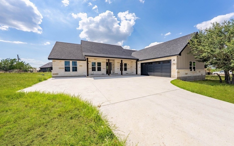502 Sumack Dr W, Kerrville, TX 78028, 4 Habitaciones Habitaciones , ,2 BañosBaños,Residential,En Venta,502 Sumack Dr W,0,120085