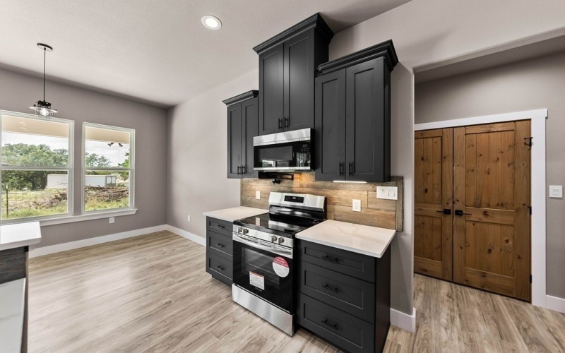 502 Sumack Dr W, Kerrville, TX 78028, 4 Habitaciones Habitaciones , ,2 BañosBaños,Residential,En Venta,502 Sumack Dr W,0,120085