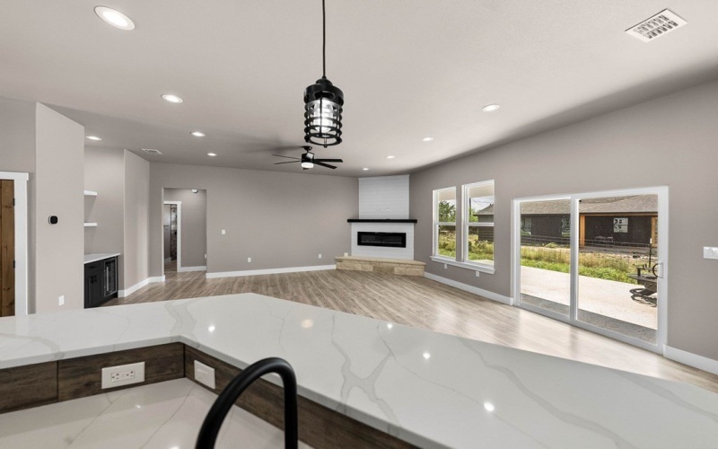 502 Sumack Dr W, Kerrville, TX 78028, 4 Habitaciones Habitaciones , ,2 BañosBaños,Residential,En Venta,502 Sumack Dr W,0,120085