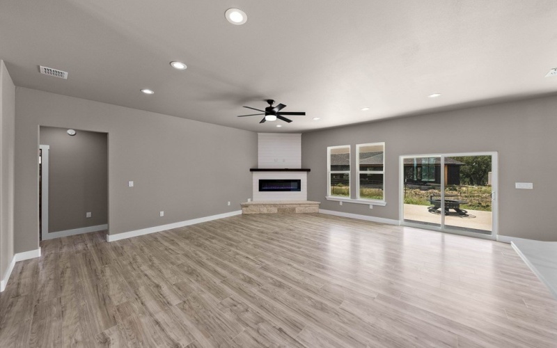 502 Sumack Dr W, Kerrville, TX 78028, 4 Habitaciones Habitaciones , ,2 BañosBaños,Residential,En Venta,502 Sumack Dr W,0,120085