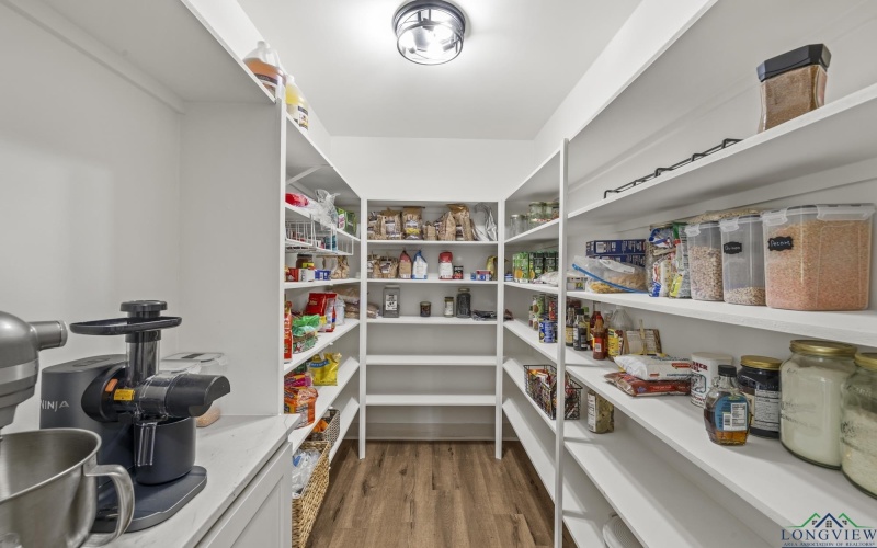 14157 County Road 173 N, Kilgore, TX 75662, 5 Bedrooms Bedrooms, ,3 BathroomsBathrooms,Residential,For Sale,14157 County Road 173 N,0,20255702