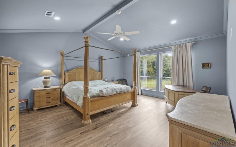 14157 County Road 173 N, Kilgore, TX 75662, 5 Bedrooms Bedrooms, ,3 BathroomsBathrooms,Residential,For Sale,14157 County Road 173 N,0,20255702