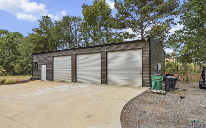 14157 County Road 173 N, Kilgore, TX 75662, 5 Bedrooms Bedrooms, ,3 BathroomsBathrooms,Residential,For Sale,14157 County Road 173 N,0,20255702