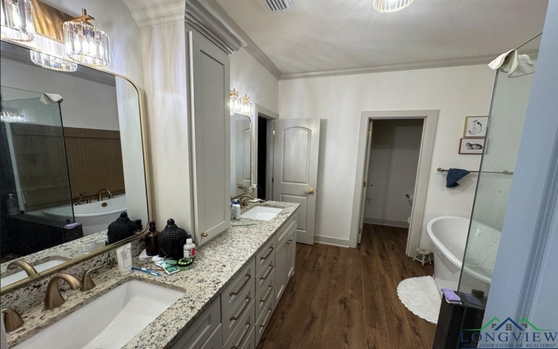 14157 County Road 173 N, Kilgore, TX 75662, 5 Habitaciones Habitaciones , ,3 BañosBaños,Residential,En Venta,14157 County Road 173 N,0,20255702