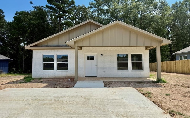 1710 Sayers Street, Lufkin, TX 75904, 3 Bedrooms Bedrooms, ,2 BathroomsBathrooms,Residential,For Sale,1710 Sayers Street,0,5106069