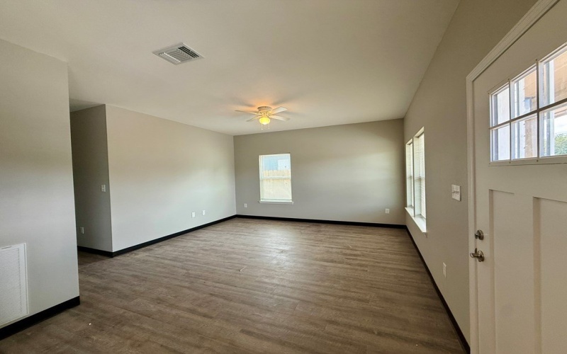 1710 Sayers Street, Lufkin, TX 75904, 3 Bedrooms Bedrooms, ,2 BathroomsBathrooms,Residential,For Sale,1710 Sayers Street,0,5106069