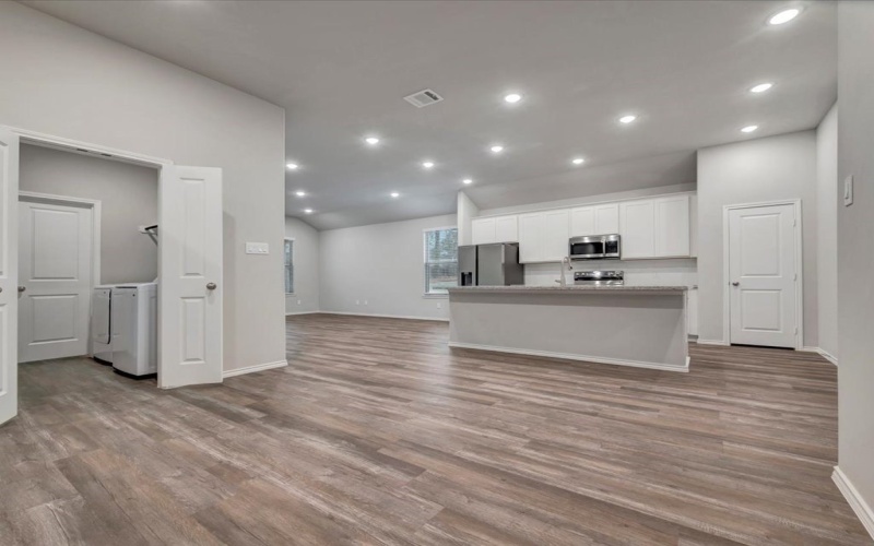 160 Byrd Drive, Lufkin, TX 75901, 3 Bedrooms Bedrooms, ,2 BathroomsBathrooms,Residential,For Sale,160 Byrd Drive,0,22501488