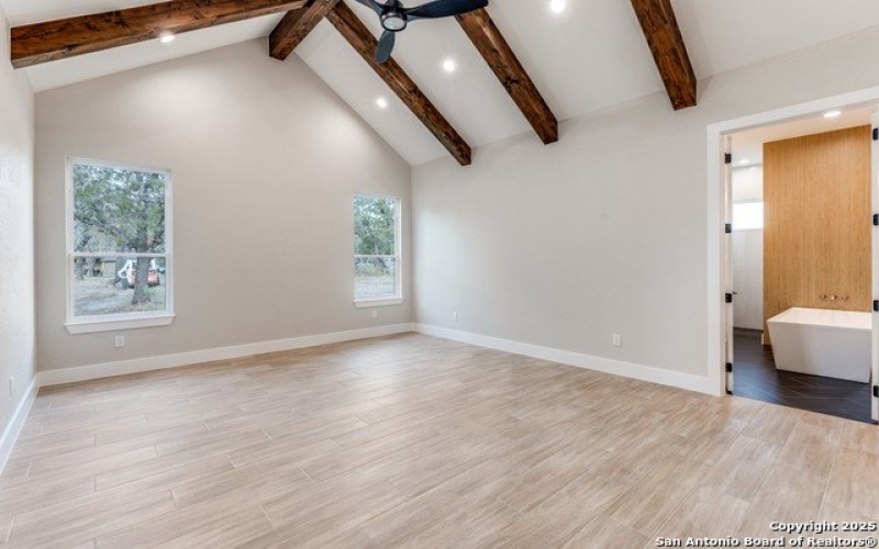 113 Pioneer Trail, Adkins, TX 78101, 5 Bedrooms Bedrooms, ,3 BathroomsBathrooms,Residential,For Sale,113 Pioneer Trail,0,1878480